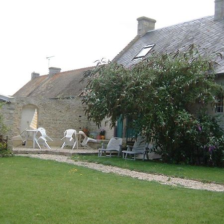 Chambres Et Tables D'Hotes A L'Auberge Touristique Meuvaines Exterior foto